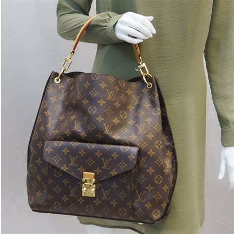 louis vuitton monogram hobo all styles|luxury hobo handbags.